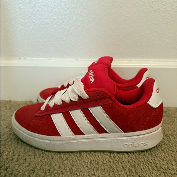 Men’s Adidas Red Campus Sneakers - Picture 1 of 4